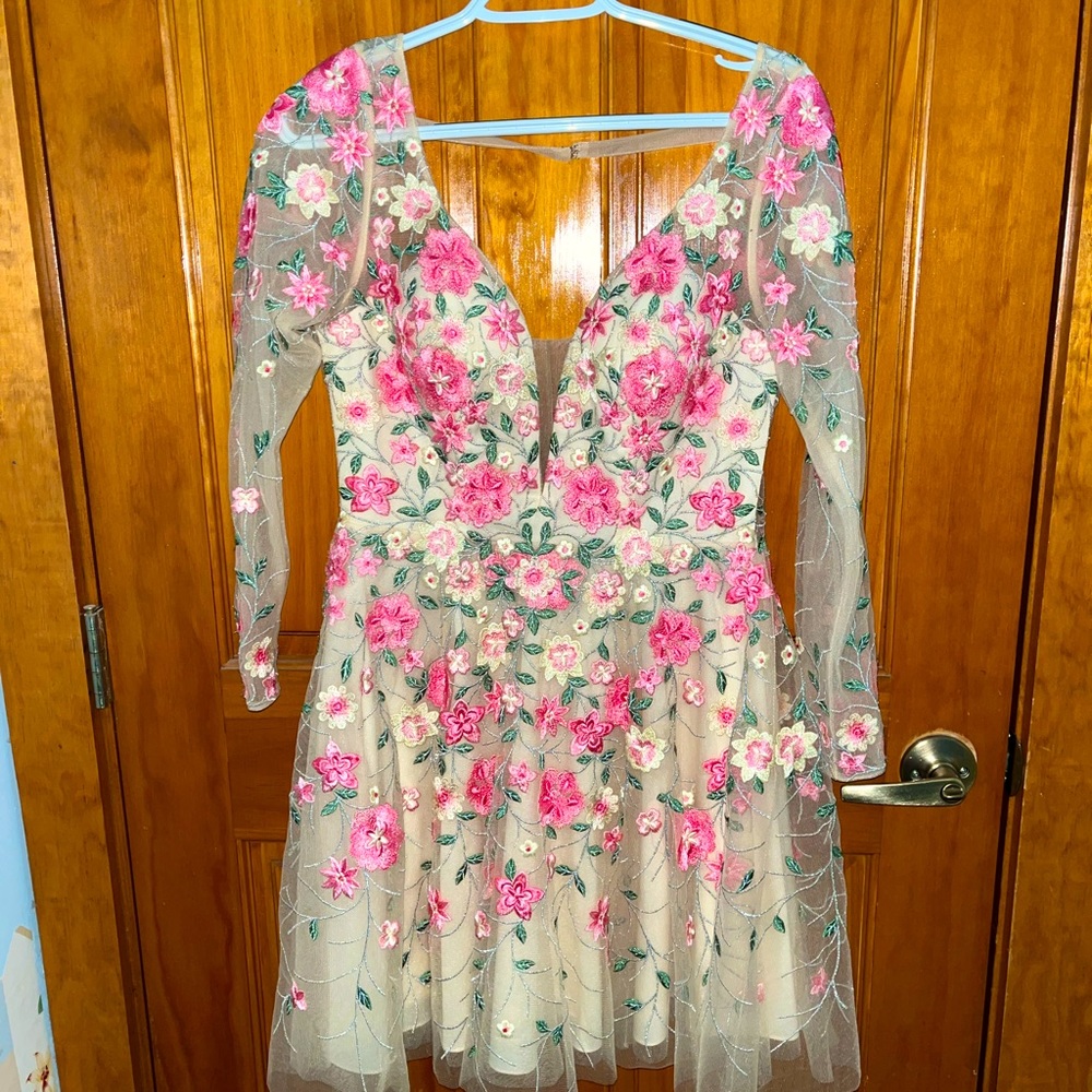 Homecoming Dress, Great for Homecoming or Cocktail Event. Worn Once.